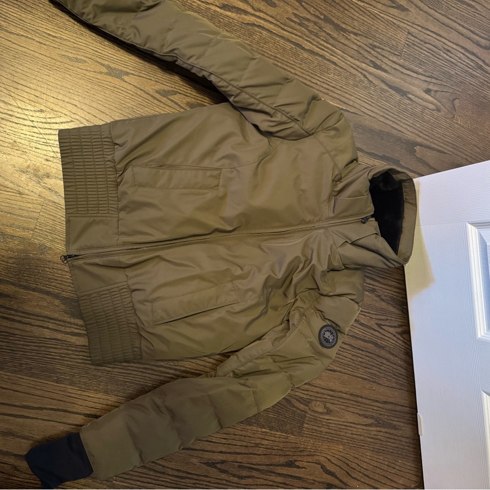 Canada goose Olive Green Puffer Jacket